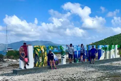 Review img # 19 of the yacht LADY FIONA