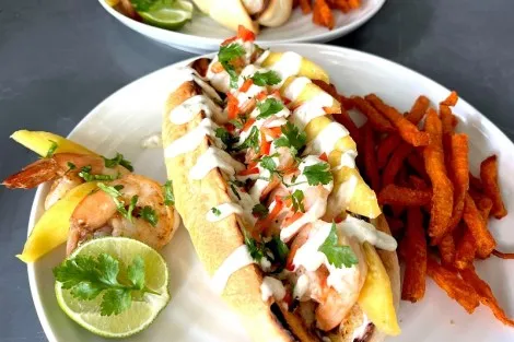 Review img # 2 of the yacht LADY FIONA