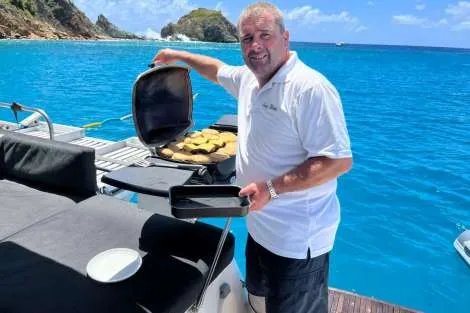 Review img # 35 of the yacht LADY FIONA