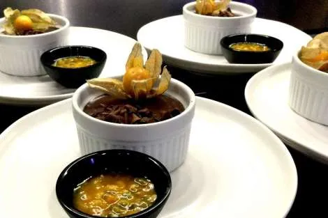 Review img # 60 of the yacht LADY FIONA