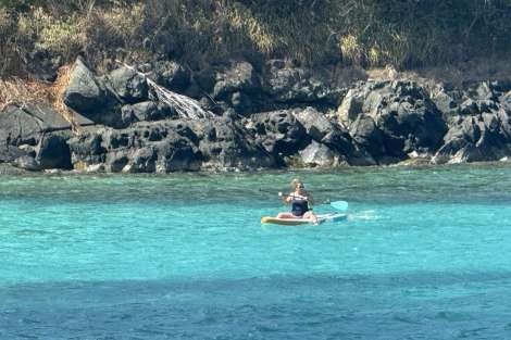 Review img # 4 of the yacht MAH NA MAH NA