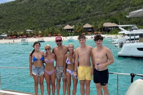 Review img # 97 of the yacht MARE BLU