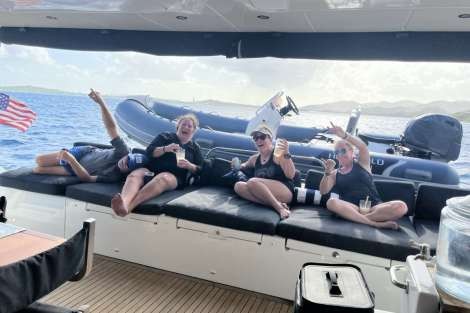 Review img # 92 of the yacht MARE BLU