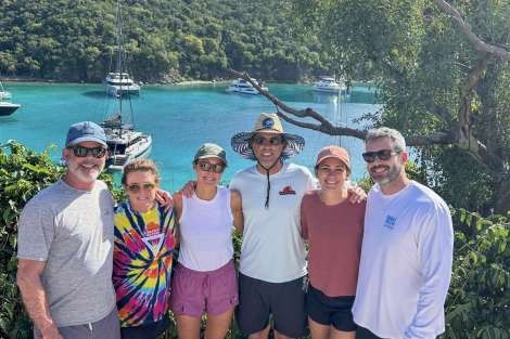 Review img # 24 of the yacht MARE BLU