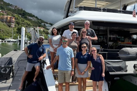 Review img # 5 of the yacht MARE BLU