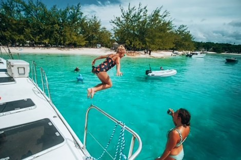 Review img # 3 of the yacht MISS ELIZABETH