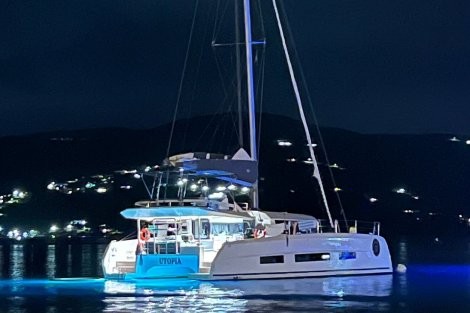 Review img # 21 of the yacht Morning Star