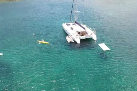 Review img # 21 of the yacht NEMO