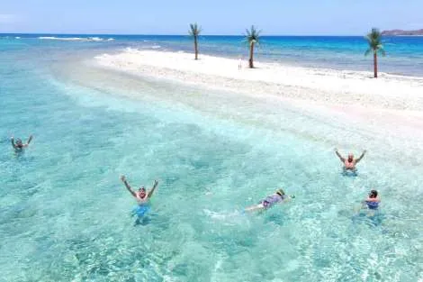 Review img # 3 of the yacht NEMO