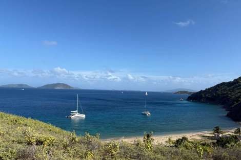 Review img # 6 of the yacht NO INHERITANCE