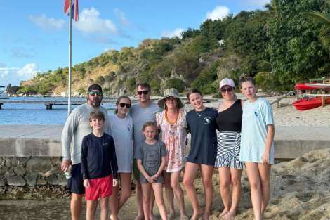 Review img # 72 of the yacht NO INHERITANCE