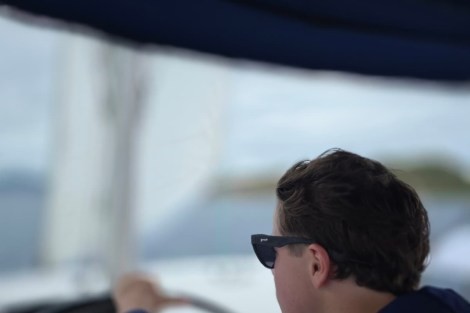 Review img # 5 of the yacht OCEANS 8