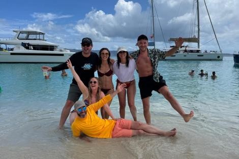 Review img # 5 of the yacht OHANA 59