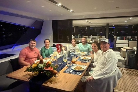 Review img # 5 of the yacht OHANA 59