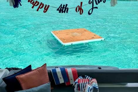 Review img # 1 of the yacht OHANA