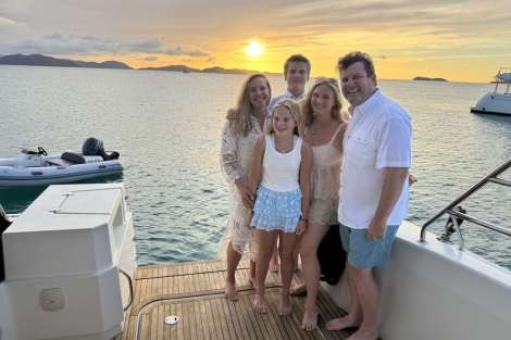 Review img # 2 of the yacht OHANA