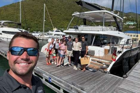 Review img # 2 of the yacht PALOMA