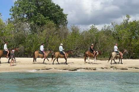 Review img # 76 of the yacht RAPSCALLION