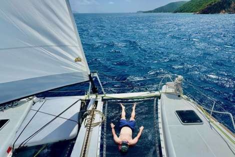 Review img # 6 of the yacht RAPSCALLION