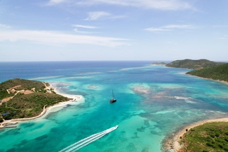 Review img # 7 of the yacht RELENTLESS II 80