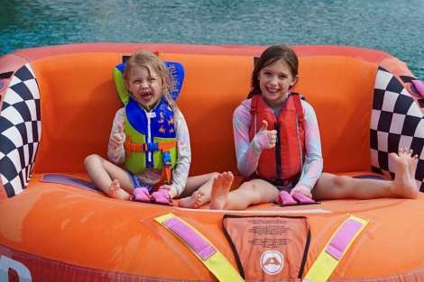 Review img # 101 of the yacht SANDY CINCO