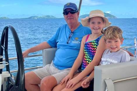 Review img # 111 of the yacht SANDY CINCO