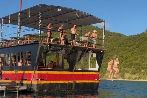 Review img # 11 of the yacht SANDY CINCO