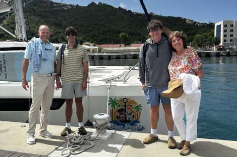 Review img # 15 of the yacht SOGGY DOGGY