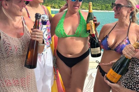 Review img # 10 of the yacht SOME KIND OF WONDERFUL