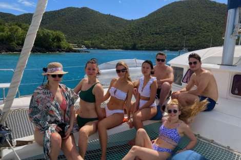 Review img # 32 of the yacht TIMAIAO 2
