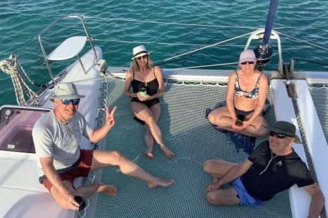 Review img # 2 of the yacht TIMAIAO 2