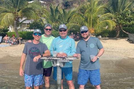 Review img # 26 of the yacht UNWAVERING