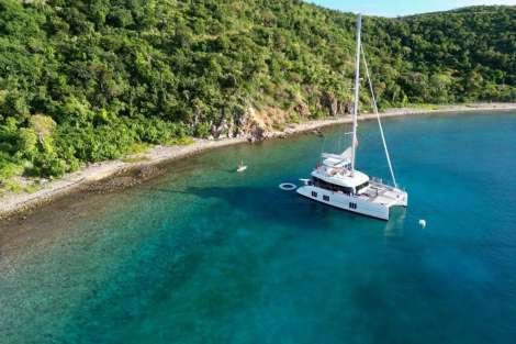 Review img # 7 of the yacht UNWAVERING