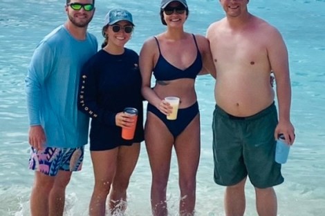 Review img # 126 of the yacht WHISKEY BUSINESS