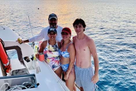 Review img # 38 of the yacht WHISKEY BUSINESS