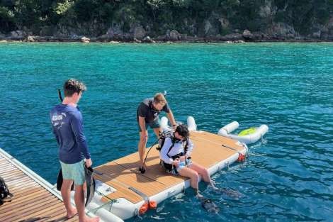 Review img # 13 of the yacht XANDROS